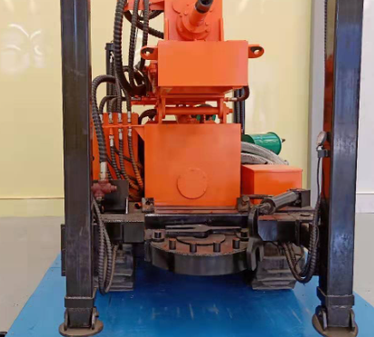 如何正確使用氣動鉆機(jī)